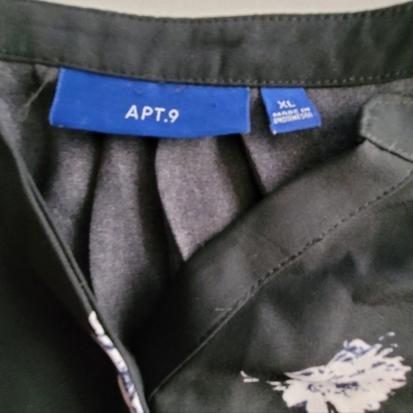 Apt.9 Sheer Black and White Floral Sleeveless Button Down Blouse Size XL - Picture 8 of 11